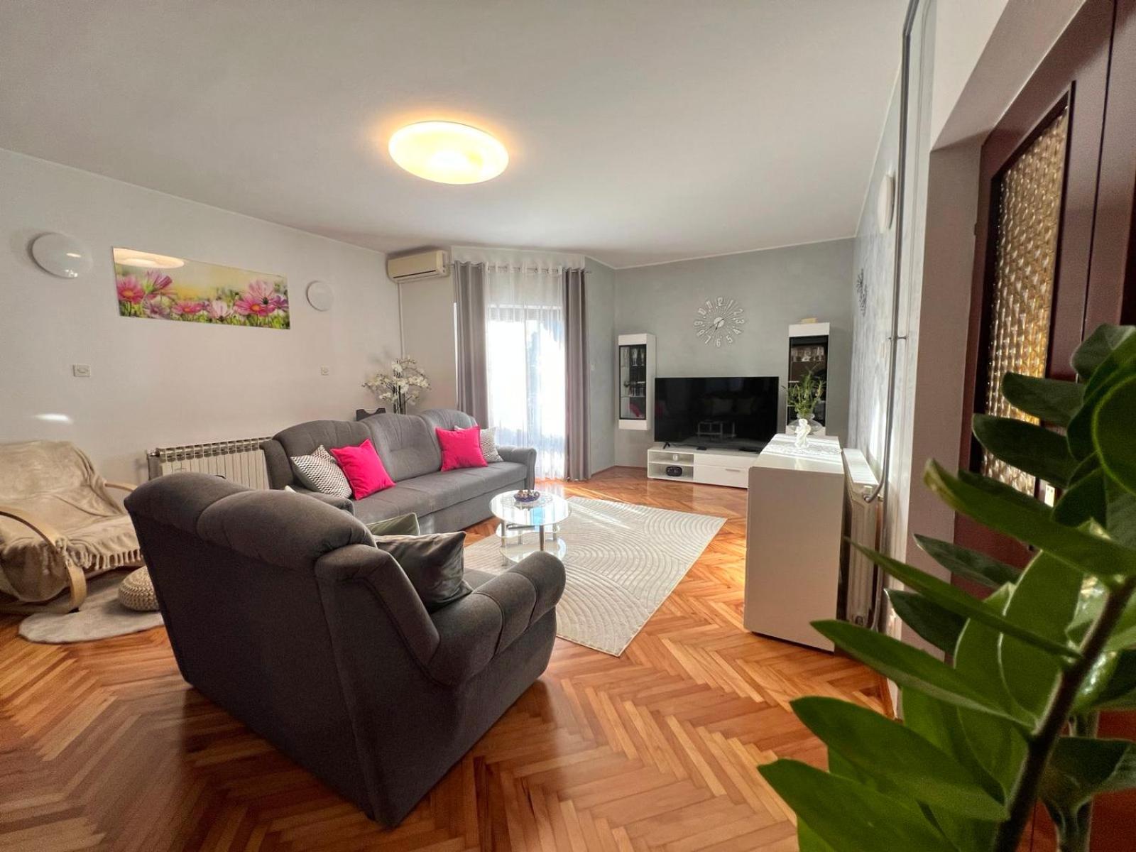 Apartment Tigo - 2 Bedrooms, 2 Bathrooms, Terrace And Big Garden Fažana Eksteriør bilde